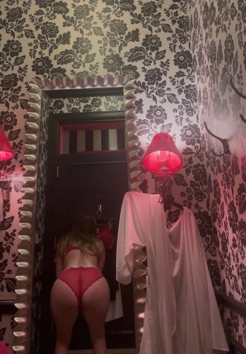 (619)860-2225 is Caucasianand offers nuru massages, asian massage, bodyrubs in Orange and available for both on rubrankings Proved I’m real on Tryst so text me
More options with me then you can imagine 

VIP experienced
Sugar experienced 
Special today only
I hear I give the best massages and more
Lake Forest
Aliso Viejo
Laguna Hills
Sherman Oaks
Newport Beach
Laguna Beach
Dana Point
San Clemente
Del Mar
La Jolla
San Diego 
and other locations 