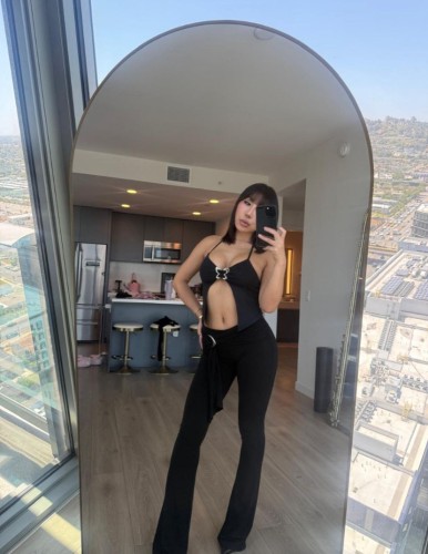 Houston BodyRubs Offered By (865)268-6864 | Bodyrubs (865)268-6864 is asianand offers nuru massages, asian massage, bodyrubs in Houston and available for both on rubrankings NOW IN TOWN...i am that Sweet girl next door. I am a sophisticated, well-educated world traveler. I will pamper you with my open minded adventurous nature, I am a very attentive listener, I can rock your world. I'm everything you could possibly desire in a companion. A pre-booking is highly recommended as my schedule gets full fast.
