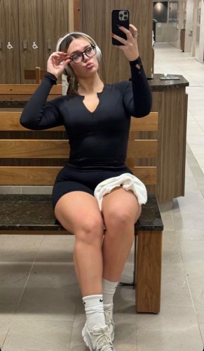 Knoxville BodyRubs Offered By (251)256-6900 | Bodyrubs (251)256-6900 is Caucasianand offers nuru massages, asian massage, bodyrubs in Knoxville and available for both on rubrankings I offer erotic massage with happy ending
I’m available for fun and ready to meet up
