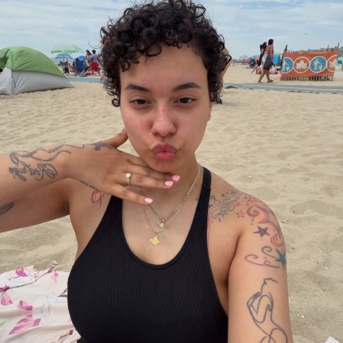 Fayetteville BodyRubs Offered By (859)460-0536 | Bodyrubs (859)460-0536 is Mixedand offers nuru massages, asian massage, bodyrubs in Fayetteville and available for both on rubrankings Hey! I’m Jaine, a Professional massage therapy brought directly to your home, hotel, or preferred location. Enjoy a personalized session designed to promote relaxation and help ease everyday stress, muscle tension, and body aches. Swedish, deep tissue, relaxation, and foot reflexology available. By appointment only.
Contact Details:
📱Call/Text: 📞 + 1 (859) 460-0536
WhatsApp: 📞 + 1 (859) 460-0536
Telegram: @Jaine6390
Signal jaine9172.76
📩 Message to check availability and book