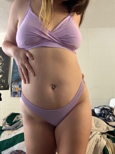 (940)268-5224 is Caucasianand offers nuru massages, asian massage, bodyrubs in Dallas and available for incall on rubrankings Hey there! I’m Hailey, a chill and fun girl next door who weighs 150lbs, D’s, and an ass that overfills a handful. I love listening to music, and having a nice time vibing with people. Hit me up to see what fun we can get into! 