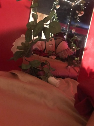 San diego BodyRubs Offered By (619)432-2925 | Bodyrubs (619)432-2925 is Caucasianand offers nuru massages, asian massage, bodyrubs in San diego and available for incall on rubrankings All of my pictures are 100% me and recent or money back guarantee
Private discreet location w private parking available, discreet entrance
Shower
Fetish friendly ~ Medical play experienced ~ cuddling
Full body massage
$120/half 200/hour
Call or text me to set up a session for Ashley
website: sandiegosensualmassage.com
