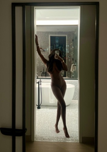 San antonio BodyRubs Offered By (725)244-5140 | Bodyrubs (725)244-5140 is Blackand offers nuru massages, asian massage, bodyrubs in San antonio and available for both on rubrankings Hello Gentleman Sasha here 725-244-5140💋
Sexy Sasha here, Ready to seduce your senses with my intimate full body rub down.
I specialize creating unforgettable moments of total relaxation. Catering to distinguish generous gentlemen who appreciate discretion and Class.
Offering Intimate massage ~
⭐ Sensual Deep Tissue
⭐Hot Oil
⭐Erotic Nuru
Let my soft hands, warm oils, and silky skin melt your stress away.
Sasha 725-244-5140