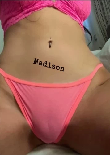Chicago BodyRubs Offered By (708)850-6491 | Bodyrubs (708)850-6491 is Latinoand offers nuru massages, asian massage, bodyrubs in Chicago and available for incall on rubrankings Iβm Madison, a skilled and sensual brunette ready to explore every inch of you.
My hands are magical and so is my body.
I love giving bodyrubs and bodyslides, they are so intimate and fun.
Iβm very sweet, bubbly and endearing but if you would like to be a little mean..
I enjoy: Feet worshiping, body worship, cbt, water sports, edging, teasing&denial, humiliation, wet body slides, prostate massages, strap & much more!