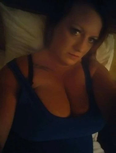 Chicago BodyRubs Offered By (812)710-0632 | Bodyrubs (812)710-0632 is Caucasianand offers nuru massages, asian massage, bodyrubs in Chicago and available for both on rubrankings Hey! Temporarily in Chicago providing some of the most sensual body rubs around. Im new to this site but not new to this kind of fun. I am easy to talk to and love what i do. I am 100% real and will not ask for deposit or ask you to go to any websites or anything like that. Shoot me a text and lets set something up!
