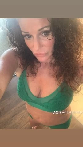 Columbus BodyRubs Offered By (614)537-2492 | Bodyrubs (614)537-2492 is Caucasianand offers nuru massages, asian massage, bodyrubs in Columbus and available for both on rubrankings Hi Gentlemen* I offer an upscale service at a safe and discreet location in the Easton town center area.i provide massage services. 120 hhr 180 hr .I also offer an aray of tantalizing adult entertainment services 140 hhr 220 hr. Come unwind with me .let me pamper you .no rushed services . satisfaction guaranteed.