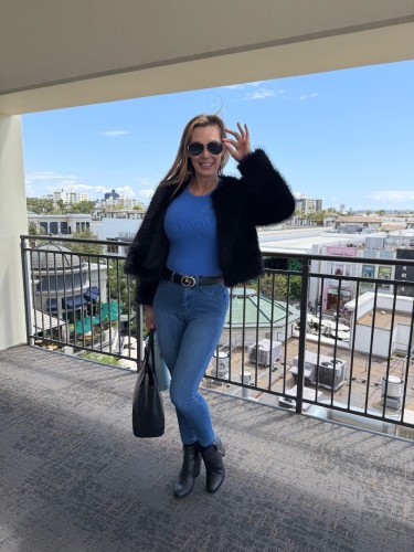 Springfield BodyRubs Offered By (865)302-5182 | Bodyrubs (865)302-5182 is Caucasianand offers nuru massages, asian massage, bodyrubs in Springfield and available for both on rubrankings Description
My name is Sandra Lopez . I love connecting with sensual gentlemen who are open to giving and receiving genuine depth and care. I’m highly trained in body work, tantra, and other healing arts. I absolutely adore the work of opening ourselves together and supporting you in your transformation.
I have a luscious, curvy and fit salsa dancer’s figure with the generous hips, derrière, and bosom to match. My long, blond hair; pillowy, moist lips; soft, warm skin; and flowing, juicy nectar are a feast to touch and behold.
You will feel at home in my clean, cozy, candle-lit, private residential space (shower available) I am also available for outcall.
~~~~~OFFERINGS~~~~~
Incall rate *Massage
$200 for 1hour
$300 for 90mins
$400 for 2hours
*Massage Plus (more mutual & intimate - FS)
$300 for 1hour
$400 for 90mins
$500 for 2hours
*Domination, fetish, duo/four hands, upgrades, and more intimate desires are all welcome
*Outcall. Ask for outcall rate!
Additional consideration depending on location
~~~~~FAQ~~~~~
*House, hotel, or apartment?
I host out of my private residence. It is a private apartment.
*Do you offer outcall and incall?
Yes. Outcall is an additional consideration depending on your location.
*Are you a cop?
No. I have an abundance of reviews and ads on every major ad platform verifying my legitimacy.
*Are the photos really you?
Yes. I have an abundance of reviews and ads on every major ad platform verifying I use real, recent, accurate photos.
*Are you independent?
Yes, 100% independent
*Do you have a shower?
Yes
Number: +1 865-302-5182
iMessage: sandralop917@gmail.com
Telegram: sandra_5166
Zangi: 10-5476-6988