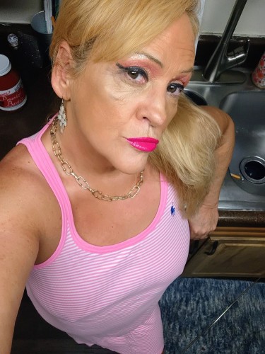 (380)283-9408 is Caucasianand offers nuru massages, asian massage, bodyrubs in Columbus and available for incall on rubrankings ? COME ENJOY A SENSUAL HOT OIL MASSAGE ? 

I offer 1 hr sessions full body sensual Hot oil massage 
30min 1hr

Appointment only please text me 380.283.9408

     RELAXING SOOTHING SENSUAL HOT OIL MASSAGE 

        @MASSAGEBYKELLEY.COM