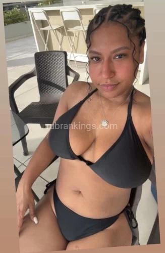 Chicago BodyRubs Offered By (920)276-5472 | Bodyrubs (920)276-5472 is Latinoand offers nuru massages, asian massage, bodyrubs in Chicago and available for both on rubrankings The new young masseuse is very skilled, Clean and comfortable room and warm atmosphere Make you enjoy a little relaxation after an exhausting day. Young and beautiful girls from PR show you the best massage techniques. It will make you forget about work days and stress. Here is a perfect massage souvenir for you. The best attitude of service and quality. Just call me for your arrival!