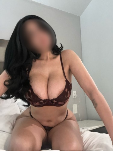 Double D Leah available for in and outcall 💋