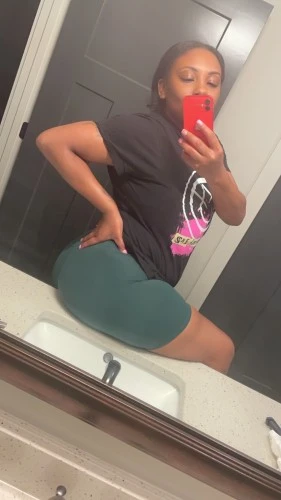 (901)617-6123 is ethnicity_Blackandoffers nuru massages, asian massage, bodyrubs in Memphis and available for service_location_outcallon rubrankings Fun and discreet Nuru massage. 🫧  independent provider 
•B2B 
•fetish friendly
•deep tissue 
Incall and outcall welcome 

Text me to set up your unforgettable touch 🍒
