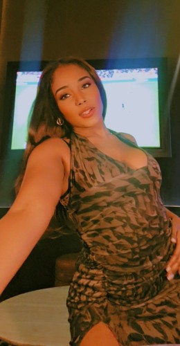 (213)355-0093 is Mixedand offers nuru massages, asian massage, bodyrubs in Las vegas and available for both on rubrankings Hi, Im Ari Brown ❤️...

 Elegant. Alluring. Unforgetable. With an all natural figure Your fantasy is my passion. Whether you're seeking relaxing company, engaging conversation, or an unforgettable experience, im here to tailored our time to your temptations. Mutual respect and enjoyment is my priority. ❤️ Im a professional and only see those who are courteous and discreet. 

Light verification/screening is required. Your information will never be shared and solely  for my safety and to confirm our  time together. 

Text me at 424-599-5252 with your NAME, RACE, LOCATION you are staying at, and desired meeting time. Please be respectful. Services will be discussed in person. 
