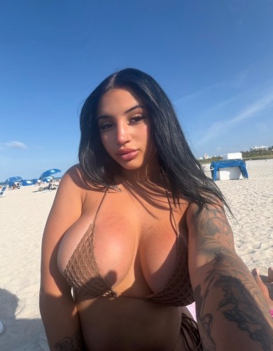 (909)710-8994 is Caucasianand offers nuru massages, asian massage, bodyrubs in Sioux falls and available for both on rubrankings I’m licensed massage therapist and escort services with happy endings..
Relax your body and mind and it’s gonna a perfect choice for you.i offer a truly unique experience 
I’m also very discreet and always available 
Exceptional service 
Unforgettable experience 
Full satisfaction 
Whatsapp +1203 670 8066