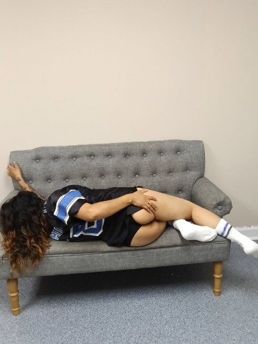(919)584-8480 is Mixedand offers nuru massages, asian massage, bodyrubs in Raleigh and available for both on rubrankings Morgan ✨

Sweet, genuine, and always ready to make you feel comfortable. 💕 Morgan is a beautiful Black Latina with an easygoing personality and a naturally welcoming energy.

✨ Private & relaxing atmosphere
✨ Great hands
✨ Conversation & good vibes
✨ By appointment only

SOLO

30 min (QV): $140
45 min (HHR): $200
60 min: $300

DUOS:

HHR- $300

HOUR-$400

To book, please send:
• Name
• Age
• Race
• Who was your last massage provider?