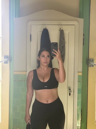 (513)903-2795 is Mixedand offers nuru massages, asian massage, bodyrubs in Pittsburgh and available for both on rubrankings Seeking a confident, adventurous adult who enjoys strong chemistry and living in the moment. I'm discreet, respectful, and appreciate mutual attraction, good conversation, and exciting connections. If you value privacy, confidence, and genuine attraction, send a message and let's see where it leads.**
