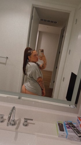 (763)450-5085 is Caucasianand offers nuru massages, asian massage, bodyrubs in Houston and available for both on rubrankings Italian Princess.  VERIFIED✅. Private Location and very discreet.  Text or call me. 