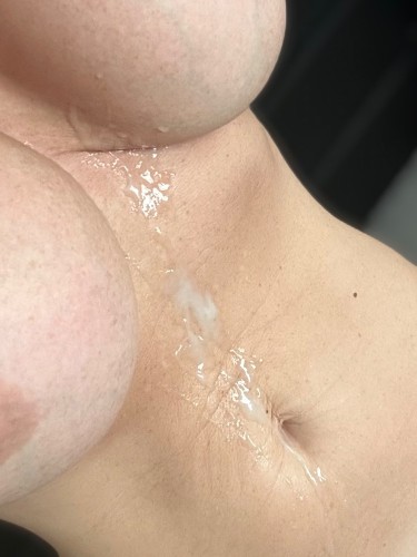 Indianapolis BodyRubs Offered By (609)880-3018 | Bodyrubs (609)880-3018 is Caucasianand offers nuru massages, asian massage, bodyrubs in Indianapolis and available for both on rubrankings Hello I am Kirsten and available for full body massage and hookups text me up I offer a sensual, very relaxing full body rub. A more relaxed personal experience. You dress down to your comfort level and will give you a very good body massage. It including all kinds of body massage in your place or mine. want a handsome gentle man to text me don't mind if you're married or not just text me and let's have a good time together an some good sex.. am not always on here and I don't do this alway: but I promise I will give you the best unforgettable service experience Watch me slowly put every muscle to ease. I specialize in the art seduction, teasing and releasing you to your highest peak of satisfaction. Rather it's a soapy suds massage or an intimate authentic Nuru massage or you can take further step to fantasy the massage you will have an experience of a lifetime,I'm very okay with whatever options or payments you have All my rates are flat rates
My Services are erotic lick eat & GFE & 69 style &BBBJ+BJ no condom &body to body, massage &shower together &kissing and touch me & B2B
WHATSAPP:415 806 2997