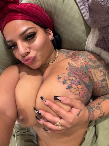 (931)401-3738 is Caucasianand offers nuru massages, asian massage, bodyrubs in Orlando and available for both on rubrankings Hello Gentlemen,  I am a sweet, soft and sensual woman with a curvaceous body and a great sense  of humor. I am classy, well educated and well mannered. Available to meet with  respectful and generous gentlemen.  Screening is required for new friends. Lets make our time together safe and  memorable! Cant wait to meet you! My photos are 100% real and recent.