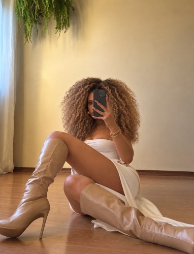 (214)663-3952 is Latinoand offers nuru massages, asian massage, bodyrubs in Dallas and available for incall on rubrankings ✨ Relax, renew your body, and restore your well-being ✨

Enjoy a professional massage designed to relieve muscle tension, reduce stress, and provide you with a total relaxation experience.
Techniques focused on: relieving muscle tension, deep relaxation, and physical and mental well-being
🕗 Hours: 8:00 A.M. – 10:00 P.M
💳 Payments:  and Cash.

Book your appointment and give your body the rest it deserves
