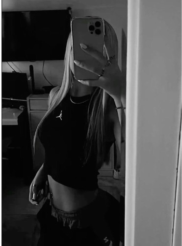 (832)332-8149 is Latinoand offers nuru massages, asian massage, bodyrubs in Houston and available for both on rubrankings If you want to spend some relaxing time, don't hesitate to call, darling 🌸😊