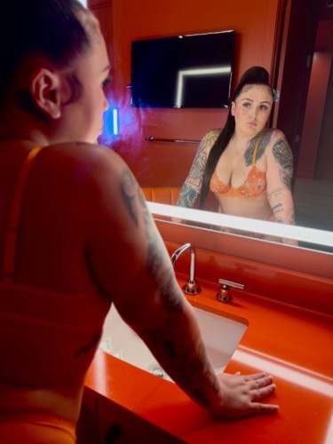 (682)231-5147 is Caucasianand offers nuru massages, asian massage, bodyrubs in Houston and available for both on rubrankings 💗 **Hey, I’m Haley ** 💗

Looking for someone to come spend some time with you? I’m available for a relaxing massage, watching a movie, playing games, going on a date, taking a swim, or simply enjoying some good company.

I’m discreet, independent, and I drive myself. I just ask that you please be respectful and gentlemanly. If you live in an apartment, I’d appreciate you walking me to and from my car when we meet.

✨ **Available Services**
• Fully Nude Nuru Massage
• Topless Massage
• Extras & more fun available

🩵 **Available:** Morning, afternoon, and evening
💕 **Every day — including Sundays**

📍 **Outcall & Incall **

Message me to check my availability and set up a time. 💕
