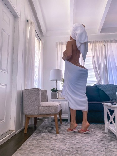(321)300-4468 is Latinoand offers nuru massages, asian massage, bodyrubs in Philadelphia and available for outcall on rubrankings Hi, I'm Amy Rossi - your sweet and caring Latina from Orlando, visiting Philadelphia, New Jersey & New York for the next few weeks.

I'm warm, affectionate and attentive, I love to create a cozy and relaxing time where you feel comfortable, calm and truly cared for. I enjoy unhurried moments together with kind smiles, soft conversation and genuine presence.

Outcall only to nice hotels and private residences. I'm here to be your sweet, relaxing company while I'm in town - just text me.