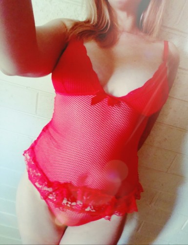 (602)888-6674 is Caucasianand offers nuru massages, asian massage, bodyrubs in Phoenix and available for outcall on rubrankings Hello! Please read completely!
100% REAL & 100% INDEPENDENT
OUTCALL ONLY--BY APPOINTMENT

BUSINESS TRAVELERS, HOTELS & RESORTS PREFFERED! 
(u guys are the best!)

I specialize in holistic healing, swedish massage, yoga & sensual massage!
I create a safe, warm & relaxing session for both of us to enjoy!
YES! This is SENSUAL  & designed to realease your pent-up stress!
You will sleep well after I leave!

How to book:
Texting is great! I prefer you text first, not call. (if needed we can chat after text is confirmed).
I do offer last minute sessions, 1-2 hour notice preferred!
I understand you may be a little nervous, skeptical or curious when contacting me....
I prefer you keep the questions light and professional for maximum discretion! 
Also...I am very picky about who I see!!! 

I DO NOT SEND PICTURES OR VIDEO CHAT.
NO DEPOSITS EVER! *bc I am real & provide real services*

I do prefer Business Professionals, especiall those who stay in hotels & resorts. 
My favorite area is Sky Harbor/Scottsdale/Chandler/East Valley. 
Live Locally? As long as you are respectful upon setting up, I will set an appointment with you. 

Cash Only
200=60min
260=90min
*Upgrade sessions available*
My sessions are never rushed. 

Hope to get my hands on you soon!

Sky
602.888.6674

