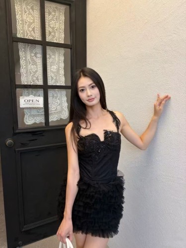(215)989-7611 is asianand offers nuru massages, asian massage, bodyrubs in Philadelphia and available for incall on rubrankings Join me for an amazing massage designed to peak your sensual interests and meet all your desires and needs!      Let my hands whisk your daily stresses away!    We offer deep tissue, sensual, oil, and feather massage services!      Also can specialize in hot stone therapy as well!      Call today and spoil yourself.

Rates $60 one hour plus tips
