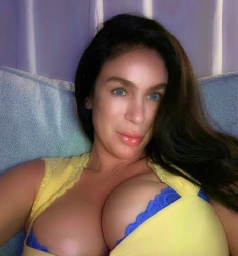 Las vegas BodyRubs Offered By (702)762-9063 | Bodyrubs (702)762-9063 is 0and offers nuru massages, asian massage, bodyrubs in Las vegas and available for both on rubrankings Hello Gentlemen, If you’re reading this and got this far let me just say thank you for taking the time out to see my ad. I’m not your average gal, I enjoy what I do. I love and appreciate all my clients and you will get my undivided attention while were together. I love being the girl who slips into her sexy heels and dresses in silk or lace just for you. Anything is possible so if your interested in going to dinner together or an overnight please call for availability.
702-762-9063