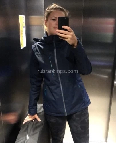 Chicago BodyRubs Offered By (312)270-0662 | Bodyrubs (312)270-0662 is offers nuru massages, asian massage, bodyrubs in Chicago and available for on rubrankings Good day fine gentlemen, relax your body and soul, I Specialize in men over 40. Lingam massage available,