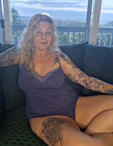 Seattle BodyRubs Offered By (206)510-9441 | Bodyrubs (206)510-9441 is Caucasianand offers nuru massages, asian massage, bodyrubs in Seattle and available for both on rubrankings TEXTING: please include your first name and where you seen my ad.
Hi I offer a sensual touch body rub with mutual touch. I offer fbst/fbsm/lingam massage/PM. My incall is in the Renton area with plenty of free parking.
Monday through Saturday 10:00 a.m. until 10:00 p.m.
$140 half hour and $200