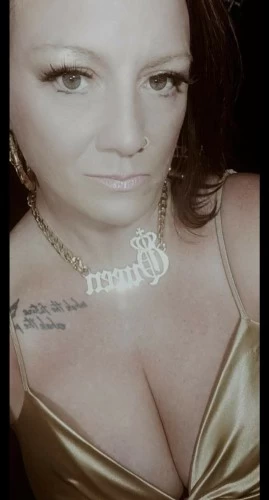 (812)960-0131 is Caucasianand offers nuru massages, asian massage, bodyrubs in Detroit and available for both on rubrankings Hey! My name is Stephanie and I'm in Detroit for a while and would love to get the chance to meet with you for a relaxing session.  I have a beautiful curvy body I love to show off, I mean I shouldn't hide my DDDs right?! Come see them in person. I am hosting at a safe hotel and I also offer outcall. I do not require deposit or send links or anything like that. I'm genuine and am only looking for a mutually good time.  I honestly love what I do. Shoot me a text and let's plan a time together!