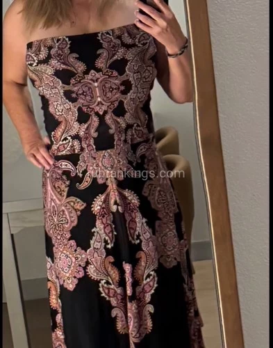 (919)614-3081 is Caucasianand offers nuru massages, asian massage, bodyrubs in Nashville and available for both on rubrankings Highly Reviewed, Established, Educated, Mature, DDD MILF VISITING 11/29/25 - 12/5/25Screening, Including References is Required*If you email and don’t get a reply, please check your junk mail. Text is preferred method of communication. When reaching out please introduce yourself. I always schedule ahead to allow time for planning and screening. I don’t accommodate late nights, or last minute meetings. Imagine an escape into a space tailored specifically for your relaxation. Step aside from everyday stress and enter a world of exhilarating companionship with someone you can fearlessly allow to see your true self. I'm a lover of people and very intuitive to individual needs. You will enjoy my natural ability to make those around me feel comfortable, as well as my optimistic, non-judgmental and open personality.I am a mature provider and consider myself to have a very down to earth, girl next door look. I’m quite minimilistic, a lover of animals and nature, extremely active and have lots of hobbies and interests.You will find me well rounded, intelligent conversationalist, passionate about life and new experiences. My smile speaks volumes of my positive outlook. I'm filled with the maturity of many life lessons, yet youthful and sometimes a bit silly. I'm a non-smoker, extremely particular about my hygiene and take good care of myself.  I would appreciate the same hygiene consideration. I always have a shower and fresh towels available for your convenience. Please handle donation at the start of our time together by leaving in a conspicuous place. If our time begins in public please enclose in a card or gift bag. I do not discuss gift, and communication will cease if any questions are asked about services. I am, always have been, and will remain 100% drug free. ANY mention of drugs will cause our communications to cease