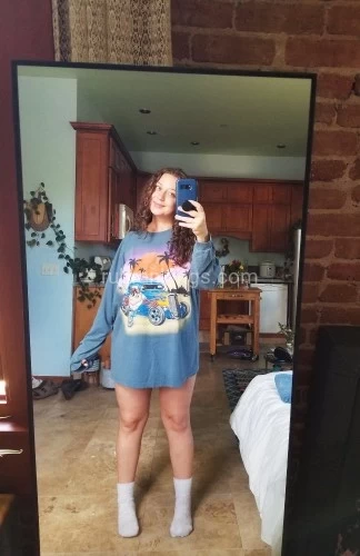 Pittsburgh BodyRubs Offered By (269)255-5684 | Bodyrubs (269)255-5684 is Latinoand offers nuru massages, asian massage, bodyrubs in Pittsburgh and available for both on rubrankings I am a licensed and certified massage therapist, providing a sensual and deeply relaxing full-body rub. This service is tailored for a relaxed personal experience rather than therapeutic treatment. You'll have the option to dress down to your comfort level, and draping is entirely optional.
My services indulge in varieties of massage options including ? Nuru, Golden Shower, Deep Tissue, Sports Therapeutic, Sensual, Prostate, Swedish, and Hot Stone massages. ❤️ Experience a discreet and sensual rubdown. ❤️ Enjoy the Milking Table Experience, Riding The Wave, Riding The Wave & B2B, Tantric Lingam Massage, and VIP Nuru Experience. ❤️ Rest assured, my top priority is providing exceptional customer service in a clean and comfortable environment, using the best techniques and offering the highest quality service with the best attitude for an unforgettable experience.
——
(INCALL)
My private location, situated in a secure residential area within a safe neighborhood, emphasizes your safety and comfort. It features a private massage chamber, facial equipment, massage table and chair, bathing facilities, jacuzzi, and VIP luxuries. ❤️❤️
(OUTCALL)
For mobile services, I accompany myself with my table, guaranteeing promptness and great flexibility to arrive at your location promptly for your scheduled appointment. ❤️❤️❤️