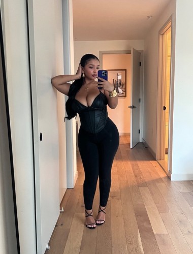 Orange BodyRubs Offered By (310)210-1092 | Bodyrubs (310)210-1092 is Latinoand offers nuru massages, asian massage, bodyrubs in Orange and available for both on rubrankings DIRECT COMMUNICATION ONLY... PLEASE CONFIRM BEFORE BOOKING!!!
I offer a range of sensational massage services designed to provide ultimate relaxation and satisfaction. Whether you’re looking for an erotic/Nuru experience, a soothing hot stone therapy, or a rejuvenating Thai massage…… I am here to cater to your desires with care and expertise leading to an exclusive king’s treatment including bbbj, anal femdom, Gfe, rim jobs, condom sex and raw sex. My services will drive you so bad to suit your needs and preferences, available in a clean and serene setting for both incall and outcall appointments.
My Signature Recommends:
A deep tissue & Nauru fusion, this royal duo opens the gate to elite pleasures and exclusive king’s perks (ask me).😈🍑🍆💦
Direction. Clean, serene space. Sensual energy. Outcalls available for select clientele.
BOOKING & CONTACT
(310) 210-1092
WhatsApp / Telegram / Signal: (667) 495-2629
Email: camilagarza851@gmail.com
Discord: camigarza_
Website URL: camikingaffairs.com
Let me know your preferred time….. royal treatment awaits.