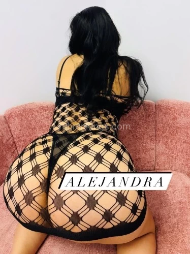 (346)809-8376 is Latinoand offers nuru massages, asian massage, bodyrubs in Houston and available for incall on rubrankings Alejandra disponible llame o mandé texto para cita 