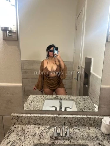 (817)301-7811 is Latinoand offers nuru massages, asian massage, bodyrubs in Dallas and available for both on rubrankings Escrime o llamame soy real