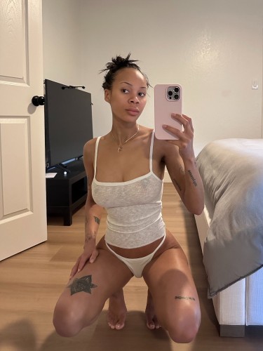 Tallahassee BodyRubs Offered By (216)200-9496 | Bodyrubs (216)200-9496 is Blackand offers nuru massages, asian massage, bodyrubs in Tallahassee and available for both on rubrankings Hey there handsome
call me rose
I'm bubbly, flirty, and love to tease until you can't take it anymore. Whether you crave slow, sensual worship or something more intense and uninhibited, I'm your girl. Let's make some bad decisions together.
100% real photos, drama-free, super discreet.
Shower available - come get dirty with me first.
Message me and tell me what's on your mind... ! bite (only if you ask nicely)


↔️what’sapp ,signal and iMessage……………….....+12162009496