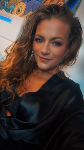 Clarksville BodyRubs Offered By (931)677-3410 | Bodyrubs (931)677-3410 is Caucasianand offers nuru massages, asian massage, bodyrubs in Clarksville and available for both on rubrankings The absolute best Nuru Massage you will experiencing your entire life, and that’s a fact. Picture this: you’re lying on my bed face down. I drizzle melted coconut oil on your backside, and do the same to my front side. Then proceed to lay my body on top of yours, massaging your whole body with mine. Words can’t even begin to describe this experience!So if you've ever wanted to try
a REAL nuru massage, tonight is your night baby💯
I feel as if I have truly perfected the art of the nuru massage, and so will you! Unfortunately I do not offer a half hour nuru session, simply because I do not believe anything less than an hour is enough time to thoroughly enjoy the full experience.
Full HR nuru session price ranges: $300, $350, $400 depending on which ending option you choose. (of course we will discuss these in person)
HH hands-on massage such as therapeutic/deep tissue/traditional Swedish: $80 (without extras)
HR hands-on massage such as therapeutic/deep tissue/traditional Swedish: $150 (without extras)
If you’d like one or more of these extras, as mentioned above, we will discuss these in person of course.
☑️ Showers offered after Nuru Session
☑️ The option to shower with me for a bit of an up charge
☑️ If you opt for in call, you can rest easy in my beautifully decorated relaxing massage room inside the comfort of my own home in a very nice neighborhood.
☑️ First let the atmosphere awaken all your senses, with my use of essential oils, and meditation music playing.
☑️ I have lots of beautiful lingerie, so do you have a favorite color?
I can assure you that your time with me will be nothing less than 100% satisfactory.