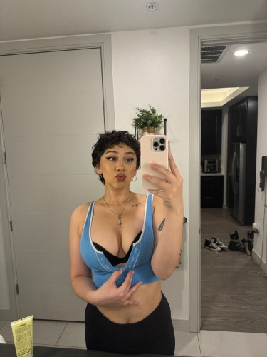 (830)200-6594 is Caucasianand offers nuru massages, asian massage, bodyrubs in Salt lake city and available for both on rubrankings My name is Amber, I am a professional Nuru massage. 
 Have you heard of Nuru massage?

My body to body massage is a full body Nuru type massage when both parts are naked and covered with odorless and colorless massage lotion. where, as a therapist, I use my whole body to apply a form of slippery massage oil to the client's body, instead of using my hands alone. 