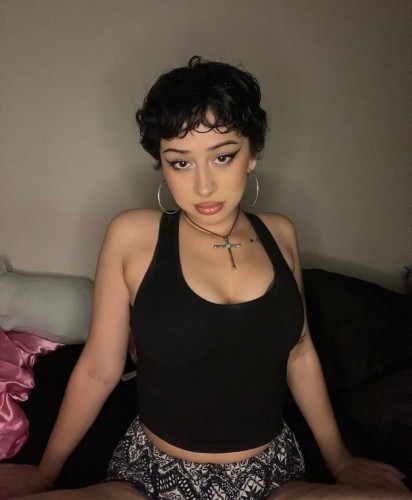 (830)200-6594 is Caucasianand offers nuru massages, asian massage, bodyrubs in Salt lake city and available for both on rubrankings My name is Amber, I am a professional Nuru massage. 
 Have you heard of Nuru massage?

My body to body massage is a full body Nuru type massage when both parts are naked and covered with odorless and colorless massage lotion. where, as a therapist, I use my whole body to apply a form of slippery massage oil to the client's body, instead of using my hands alone. 