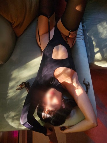 New york city nyc BodyRubs Offered By (929)407-1031 | Bodyrubs (929)407-1031 is otherand offers nuru massages, asian massage, bodyrubs in New york city nyc and available for both on rubrankings Hi there, I’m Ophelia- an ethereal Goddess whose presence invites you to slow down, soften, and surrender. Blending intuitive touch with graceful confidence, each session is a therapeutic ritual designed to melt away tension and reconnect you.
My grounding energy and sultry eyes creates a space where you can feel open to possibilities. Standing at 5'7 , with a perfectly toned, feminine figure, swirling curves, expressive brown eyes, and long dark wavy hair, I bring presence and intuition to every session.
Come join me a sensual escape you won’t soon forget!