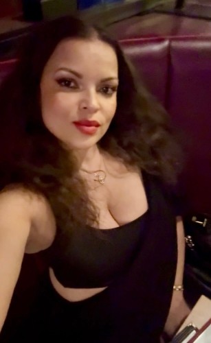 Pittsburgh BodyRubs Offered By (412)551-4089 | Bodyrubs (412)551-4089 is Mixedand offers nuru massages, asian massage, bodyrubs in Pittsburgh and available for outcall on rubrankings Come unwind with someone who knows how to make you feel completely at ease—and completely desired. I offer a warm, sensual massage experience with slow, attentive touch, seductive energy, and just the right hint of danger.
I’m naturally affectionate, playful, and intuitive\. I take my time, pay attention to what you enjoy, and make every encounter feel personal rather than rushed or routine.
Soft touch. Magnetic energy. A little mystery.
Come relax, let go, and leave already thinking about your next visit.