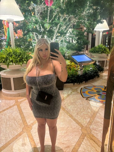 (725)276-5361 is Caucasianand offers nuru massages, asian massage, bodyrubs in Las vegas and available for both on rubrankings Im a striking blonde with mesmerizing blue eyes, a killer figure, and  a talent for making you feel like the only man in the room. I blend elegance,  confidence, and sharp conversation with an undeniable sex appeal that turns  heads and keeps them spinning.  I’m not here to play games — I know exactly what you want, and I deliver with  style, class, and absolute discretion. Whether you’re looking to impress at an  event, escape your routine, or indulge in something more intimate, I offer a  luxury experience tailored to your desires.