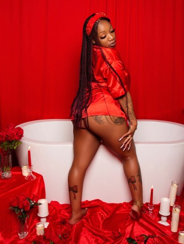 San diego BodyRubs Offered By (619)325-7827 | Bodyrubs (619)325-7827 is Mixedand offers nuru massages, asian massage, bodyrubs in San diego and available for on rubrankings 100% real and clean πΈ β non-
rush sessions are customized to your desires π π I LOVE what I do and you . baby if your looking for an unscale experience 100% protected safe and discrete !
