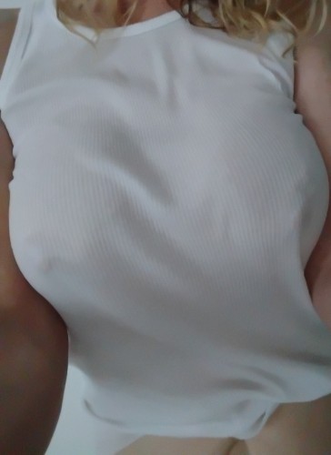 (313)351-5754 is Caucasianand offers nuru massages, asian massage, bodyrubs in Detroit and available for both on rubrankings Mature professionally trained massage therapist available for FBSM nude massage and mutual massage services. Text for availability. Crude or vulgar text messages will be ignored. I DO NOT meet with gentlemen under 35. I AM NOT FS! This is a sensual massage.

$200/hr FBSM/mutual massage/prostate(must ask for)
$300/hr Nuru/Bodyslide
