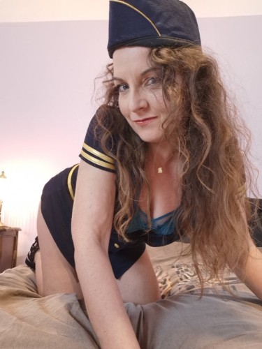 (472)089-192 is Caucasianand offers nuru massages, asian massage, bodyrubs in Greensboro and available for both on rubrankings I offer a range of services including the
GIRL FRIEND EXPERIENCE(GFE), Mistress sessions, massages with toys, striptease, role-play, deepthroat, oral without a condom, cum in mouth, cum on face, 69, French kissing, dirty talk, fisting, Kamasutra, bondage, BDSM, and anal (Greek). The benefits of massage include: ONLINE FUN ALSO AVAILABLE AT A AFFORDABLE PRICE 
  Decreasing Pain
• Reducing Anxiety and Stress
• Improving Range of Motion
Text me on +14722089192 