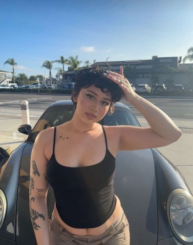 (830)200-6594 is ethnicity_Caucasianandoffers nuru massages, asian massage, bodyrubs in New York City Nyc and available for service_location_bothon rubrankings My name is Amber , I am a professional Nuru massage.
 My body to body massage is a full body Nuru type massage when both parts are naked and covered with odorless and colorless massage lotion with some happy ending 