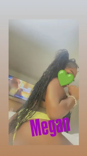 Norfolk BodyRubs Offered By (984)351-3924 | Bodyrubs (984)351-3924 is Mixedand offers nuru massages, asian massage, bodyrubs in Norfolk and available for both on rubrankings
Meet a beautiful, dark-skinned, petite beauty with a warm smile, a calming presence, and hands dedicated to helping you relax. Every session is personalized to melt away stress, ease tension, and leave you feeling refreshed from head to toe.
🌿 Relaxing atmosphere
✨ Attentive care with every session
If you're ready to unwind and recharge, send a message to book your appointment.
❓Upgrades✅