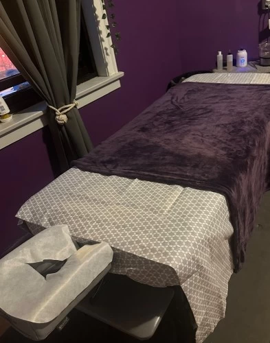 (773)920-8079 is Mixedand offers nuru massages, asian massage, bodyrubs in Chicago and available for both on rubrankings HEYYYY GUYYYSSSS‼️I’m an independent bombshell with a banging body  ? ISo I am a  professional massage therapist ?? that has started doing sensual massages to help pay my college tuition ? I start with a nice professional topless massages that goes into sensual relaxing hj twist! Yessss Prostate and Pegging are available!!! Come see me when you are ready to treat yourself with a sensual massage full of pleasure, relaxation & self-discoveries, escape the routine of everyday life 30min/$200⏳60min/250 why wait book with me today!! Very discrete, gentrified, and safe location!!! NO FS‼️‼️‼️ Twerking and teasing available for additional!!Out call additional $100 downtown area ONLY!!!!WHEN TEXTING PLEASE SEND YOUR NAME and MENTION RUBRANKINGS!! SERIOUS INQUIRIES ONLYYY!!! 
